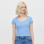 Krótka koszulka z głebszym dekoltem błękitna - Niebieski