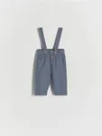 Spodnie o prostym fasonie, wykonane ze strukturalnej, bawełnianej dzianiny. - granatowy