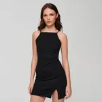 Dopasowana sukienka mini z odkrytymi plecami czarna - Czarny