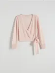 Sweter o kopertowym fasonie, wykonany z gładkiej dzianiny z domieszką alpaki. - różowy