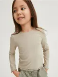Koszulka o prostym fasonie, wykonana z baweły z dodatkem elastycznych włókien. - oliwkowy
