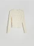Sweter o dopasowanym kroju, wykonany z bawełnianej dzianiny. - kremowy