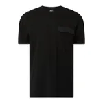 URBAN CLASSICS T-shirt o kroju oversized z kieszenią z patką