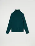 Dopasowany sweter z golfem uszyty z bawełny z domieszką wytrzymałego materiału. - zielony