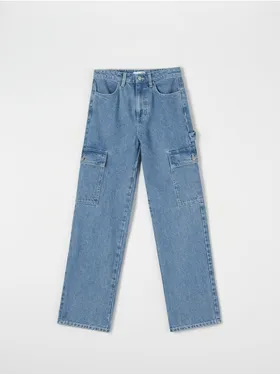 Spodnie jeansowe z kieszeniami cargo, wkonane w 100% z bawełny. - niebieski