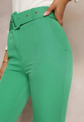 Zielone Dopasowane Spodnie Garniturowe High Waist z Paskiem w Talii Ozdobionym Klamrą Binah