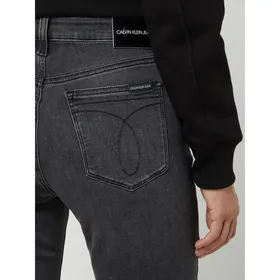 Calvin Klein Jeans Jeansy z wysokim stanem o kroju skinny fit z dodatkiem streczu