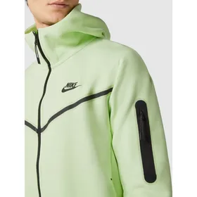 Nike Bluza rozpinana o kroju standard fit zapinana na zamek błyskawiczny
