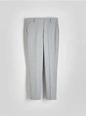 Spodnie cyagretki o dopasowanym fasonie, wykonane z gładakiej tkaniny z dodatkiem wiskozy. - jasnoszary