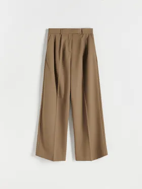Spodnie o swobodnym fasonie, wykonane z gładkiej tkaniny z dodatkiem wiskozy. - brązowy