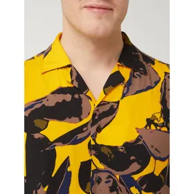 HUGO Koszula casualowa o kroju regular fit z wiskozy z krótkim rękawem model ‘Efab’