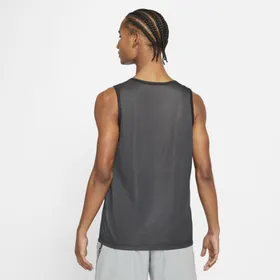 Męska treningowa koszulka bez rękawów moro z logo Swoosh Nike Legend - Czerń