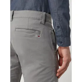 Tommy Jeans Chinosy o kroju slim fit z dodatkiem streczu model ‘Scanton’