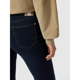 MAC Jeansy o kroju straight fit z naszywką z logo model ‘Angela’