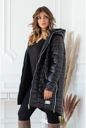 Czarna długa kurtka pikowana z kapturem - Scarlett 2XL-5XL