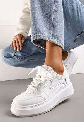 Biało-Beżowe Sneakersy na Platformie przed Kostkę z Ozdobnymi Przeszyciami Arsicada