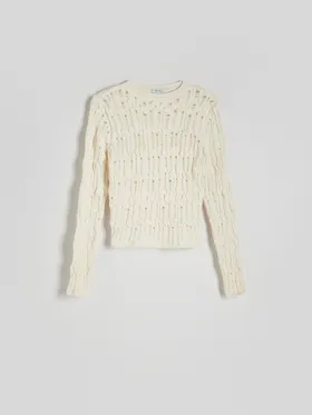 Sweter o dopasowanym kroju, wykonany z bawełnianej dzianiny. - kremowy