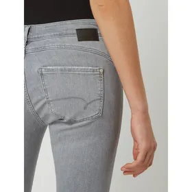 Mavi Jeans Jeansy skrócone o kroju super skinny fit z dodatkiem streczu model ‘Lexy’