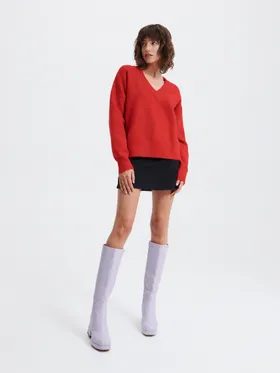 Sweter z dekoltem V - Czerwony