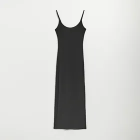 Dopasowana sukienka maxi na ramiączkach czarna - Czarny