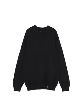 Czarny sweter z półgolfem