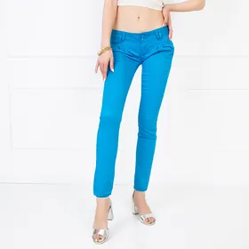 Damskie materiałowe spodnie z niskim stanem w kolorze niebieskim - Odzież - Niebieski