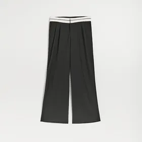 Czarne spodnie wide leg z wywijanym pasem - Czarny