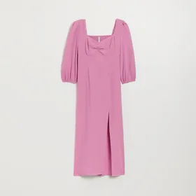 Gładka sukienka midi z bufiastym rękawem różowa - Fioletowy