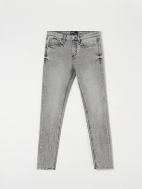 Jeansy o kroju skinny fit wykonane z bawełny z dodatkiem szybkoschnącego materiału oraz elastycznych włókien. - szary