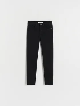 Jeansy typu slim, wykonane z bawełnianej tkaniny z dodatkiem elastycznych włókien. - czarny