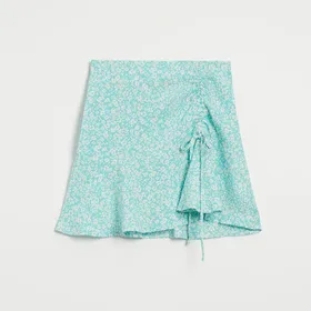 Asymetryczna spódnica mini w kwiaty błękitna - Wielobarwny