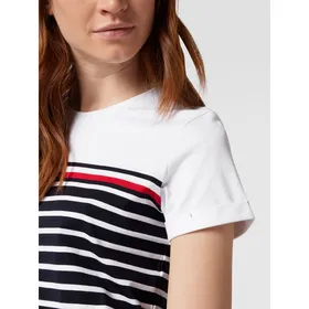 Tommy Hilfiger T-shirt z bawełny ekologicznej ze wzorem w paski