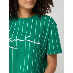 KARL KANI T-shirt o pudełkowym kroju ze wzorem w paski