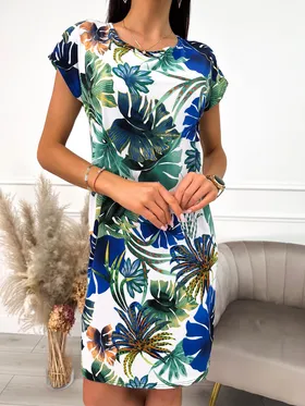 Kremowa Sukienka z Motywem Roślinnym