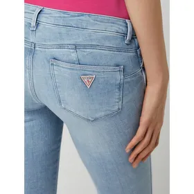 Guess Jeansy o kroju skinny fit z dodatkiem streczu model ‘Curve X’