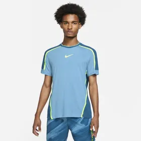 Męska koszulka treningowa z krótkim rękawem Nike Dri-FIT Sport Clash - Niebieski