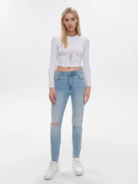 Jasne jeansy skinny
