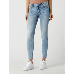 Vero Moda Jeansy z niskim stanem o kroju skinny fit z dodatkiem streczu model ‘Lydia’