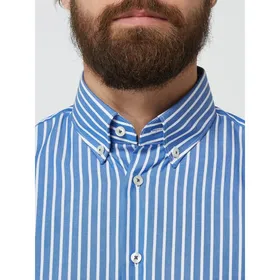 Christian Berg Men Koszula biznesowa o kroju regular fit z bawełny z krótkim rękawem