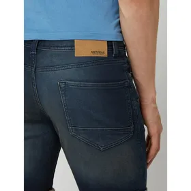 MCNEAL Szorty jeansowe o kroju Slim Fit z dodatkiem streczu