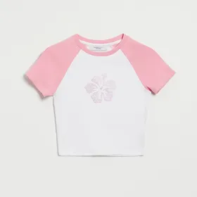 Krótka koszulka z raglanowymi rękawami i aplikacją - Różowy
