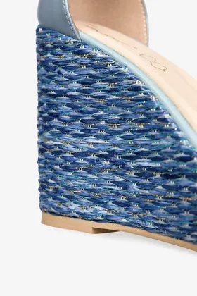 Niebieskie sandały skórzane damskie espadryle na ozdobnym koturnie produkt polski casu 2339