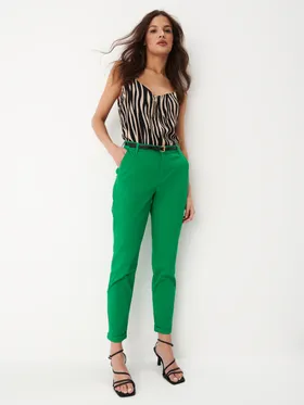 Zielone spodnie chino slim - Zielony