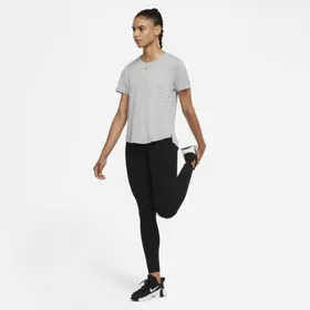 Damska koszulka z krótkim rękawem o standardowym kroju Nike Dri-FIT One - Szary