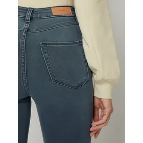 REVIEW Jeansy z bardzo wysokim stanem o kroju skinny fit z dodatkiem streczu