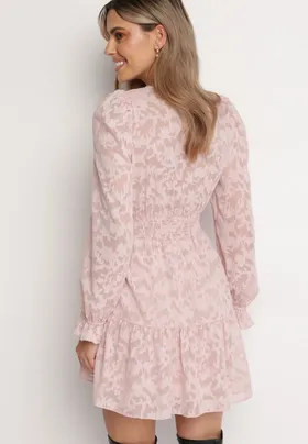 Różowa Sukienka Mini z Tkaniny Plumeti i Falbanką Coucile