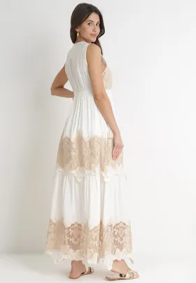 Biała Rozkloszowana Sukienka z Koronką i Ozdobnymi Pomponami Dorira