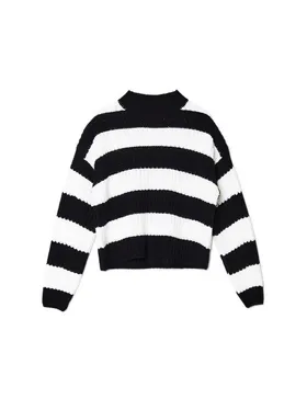 Czarno-biały sweter w paski