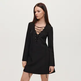 Gładka sukienka mini z gorsetowym wiązaniem czarna - Czarny