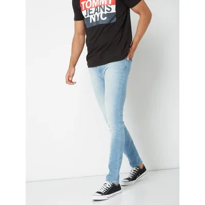 Tommy Jeans Tommy Jeans Jeansy w dekatyzowanym stylu o kroju slim tapered fit